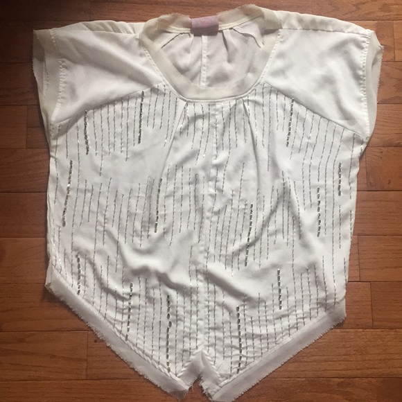 Romeo & Juliet Couture beaded top size small - Picture 1 of 3